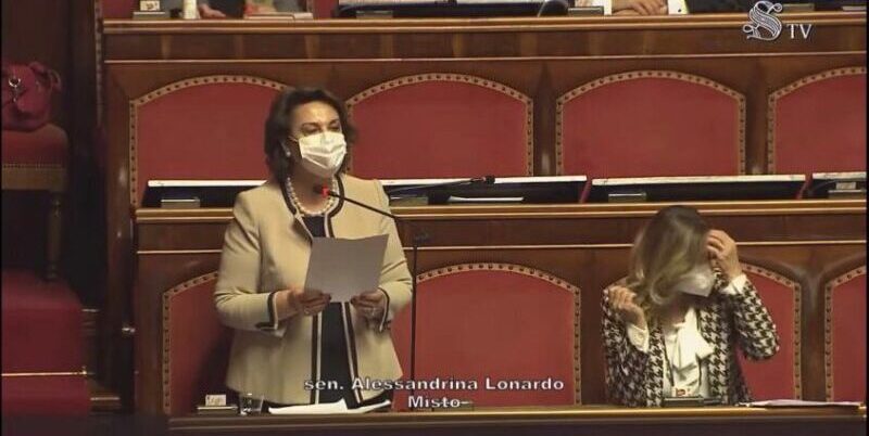 Lonardo: “Inaccettabile che la Campania abbia la metà dei vaccini della Lombardia”