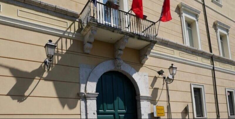 Palazzo Mosti, domani seduta straordinaria del Consiglio comunale