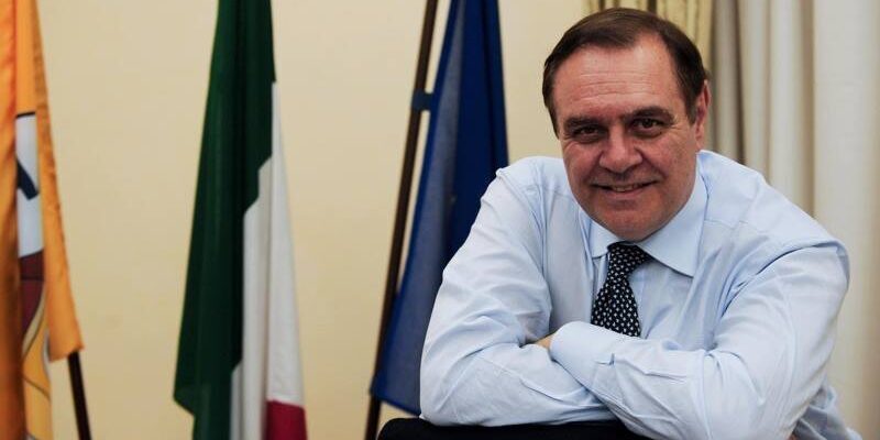 Mastella: “Ho chiesto a De Luca di poter dialogare con una delegazione di commercianti”