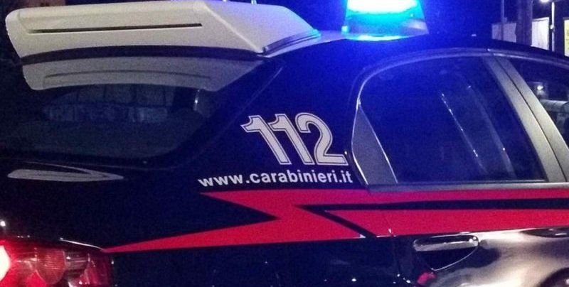 Furti a industrie e negozi: arrestato uno dei fuggitivi