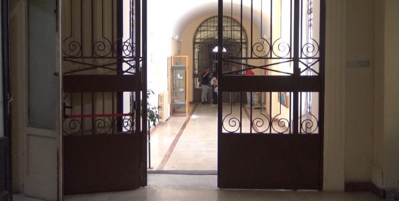 Airola, caos nel carcere minorile: detenuto dà fuoco al materasso della sua cella