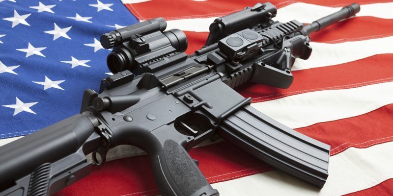 L’America e le armi: diritto, consuetudine, senso di onnipotenza o frutto di una legislazione cieca ed obsoleta?