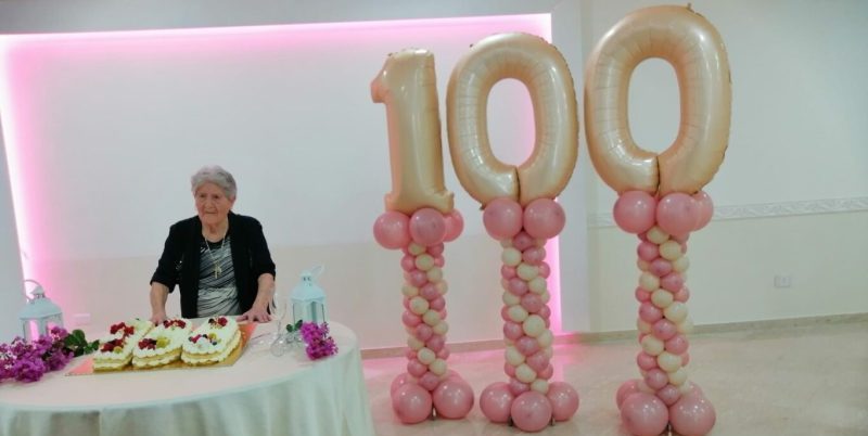 Pago Veiano festeggia i primi 100 anni di nonna Donatella