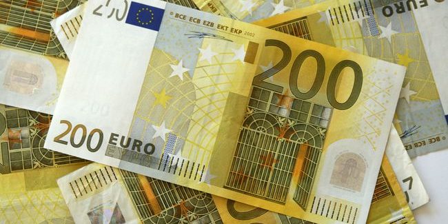 Bonus 200 euro agli autonomi, firmato il decreto. Ecco come fare domanda e chi sono i beneficiari