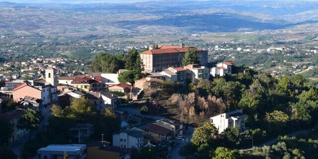 Sant’Angelo a Cupolo| Ex edificio scolastico Motta: finanziamento di 237 mila euro per progetto di efficientamento energetico