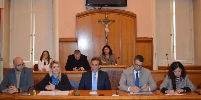 Sannio Acque, l’opposizione: “Mastella si schianta contro la magistratura contabile ma le poltrone sono già state occupate”