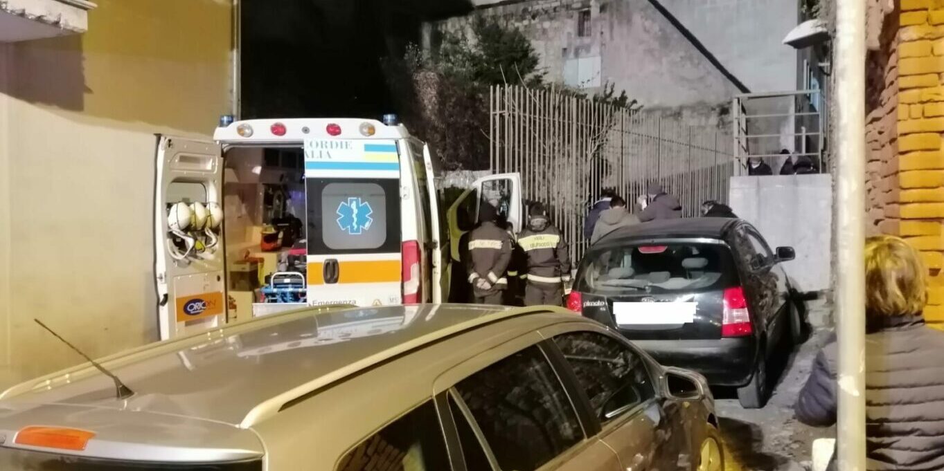 Benevento, uomo morto in centro storico: disposta l'autopsia 