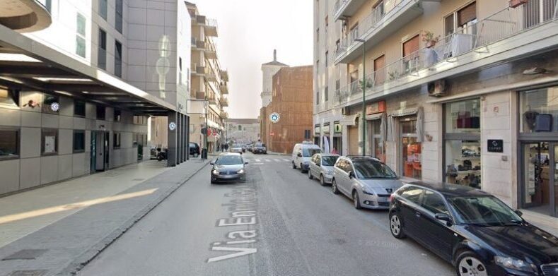 Benevento, senso unico alternato in via del Pomerio a partire da martedì 11 aprile