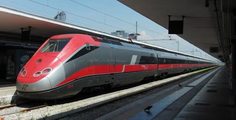Lavori sulla linea Caserta-Foggia: niente treni da Benevento a Roma