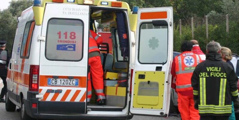 Ancora un suicidio: 40enne si toglie la vita con una coltellata al torace