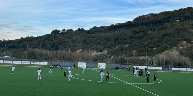 Terza Categoria, pirotecnico 3-3 tra Calvi e Reino