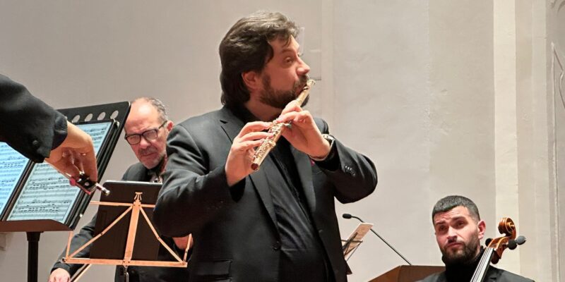 Accademia di Santa Sofia, grande successo per il concerto con Andrea Oliva (FOTO)