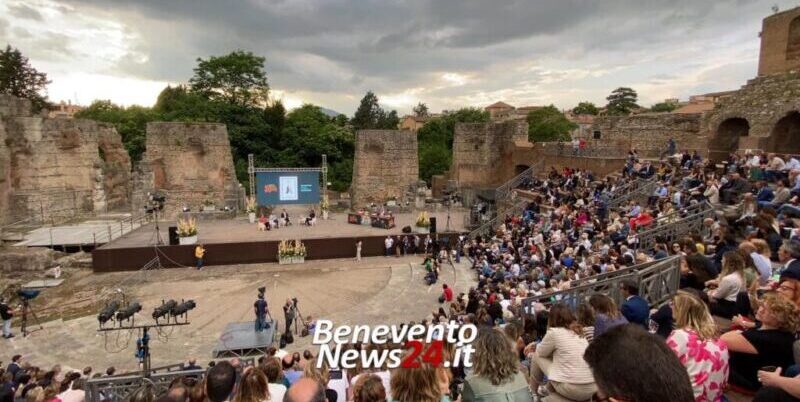 Premio Strega, il 5 giugno appuntamento con i 12 finalisti al Teatro Romano