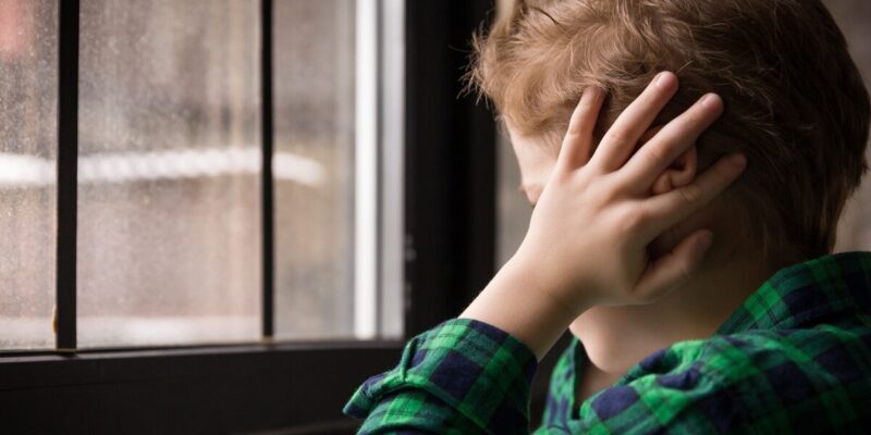 Benevento| Scopre che figlio è autistico: violenze e minacce in famiglia