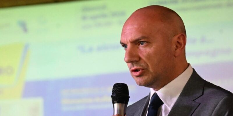 Parisi (Lega): “Plauso a Salvini, stop alle novità sui carnet Trenitalia tutela pendolari e studenti del Sannio”