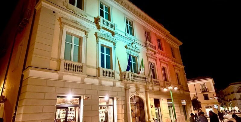 Il Sannio si tinge di azzurro e rosa per ricordare i bambini volati via troppo presto Il Sannio si tinge di azzurro e rosa per ricordare i bambini volati via troppo presto