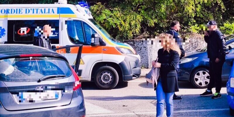 FOTO – Incidente a Benevento: due donne finiscono in ospedale FOTO – Incidente a Benevento: due donne finiscono in ospedale