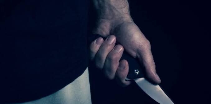 Pago Veiano, accoltella il marito al torace e all’addome: 55enne arrestata per tentato omicidio Pago Veiano, accoltella il marito al torace e all’addome: 55enne arrestata per tentato omicidio