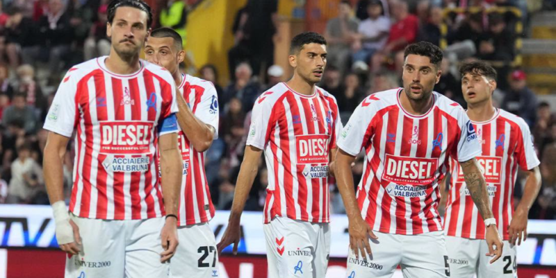 Benevento-Vicenza, i convocati di Gallo: disponibili in 24, out anche Cuomo Benevento-Vicenza, i convocati di Gallo: disponibili in 24, out anche Cuomo